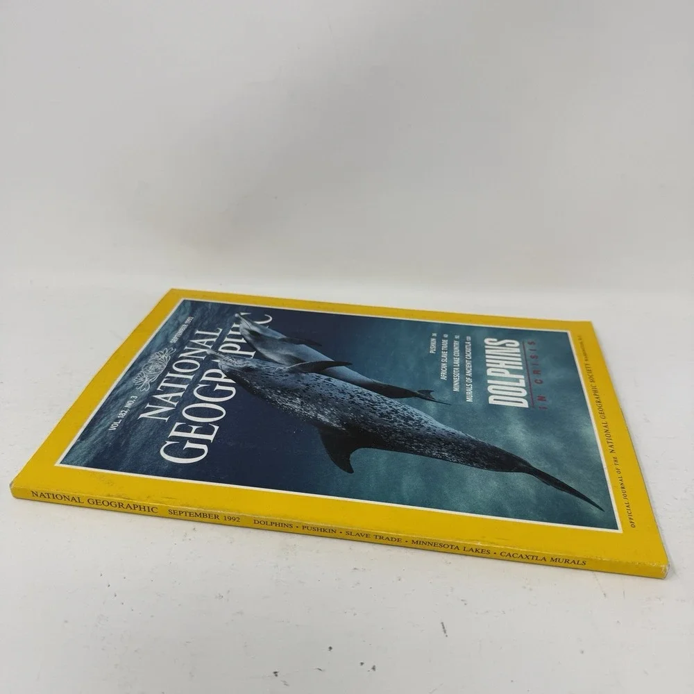 National Geographic Magazine Vintage‎ September 1992 - Dolphins Pushkin Cacaxtla